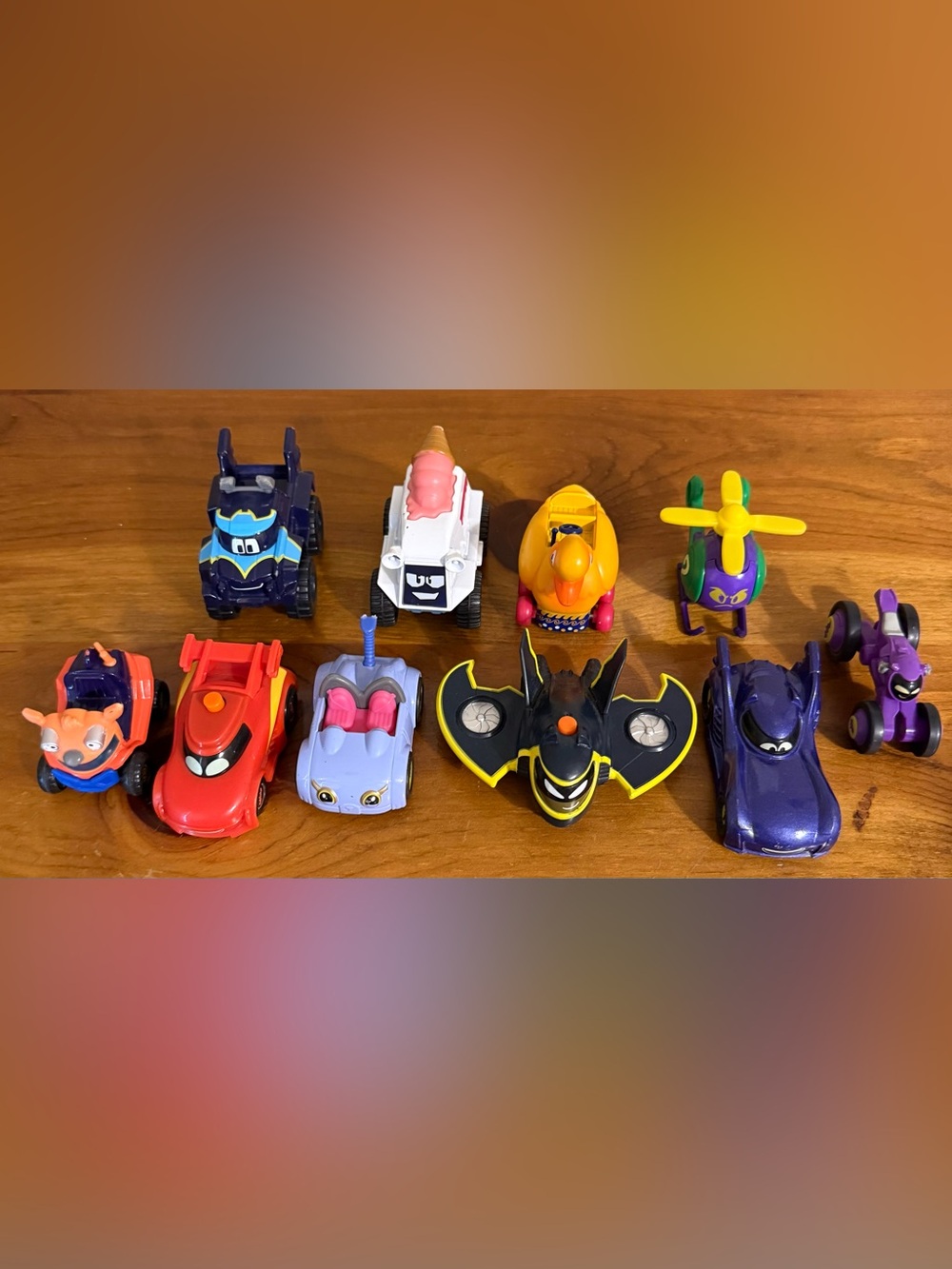 BATWHEELS TOY LOT — 10 VEHICLES